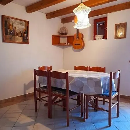 House In With Balcony, Air Conditioning, Wifi, Washing Machine 4993-1 Casa vacanze Drage