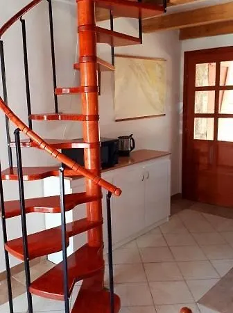 House In With Balcony, Air Conditioning, Wifi, Washing Machine 4993-1 Drage